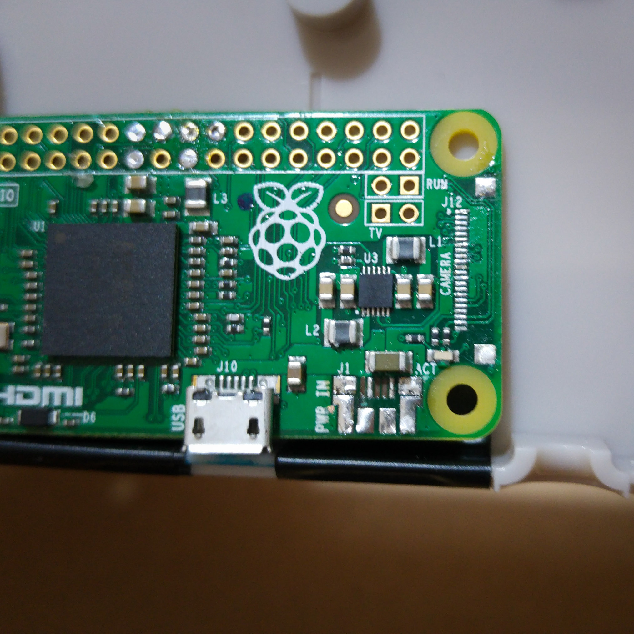 Gallery | Pi Zero in a NES Controller | Hackaday.io
