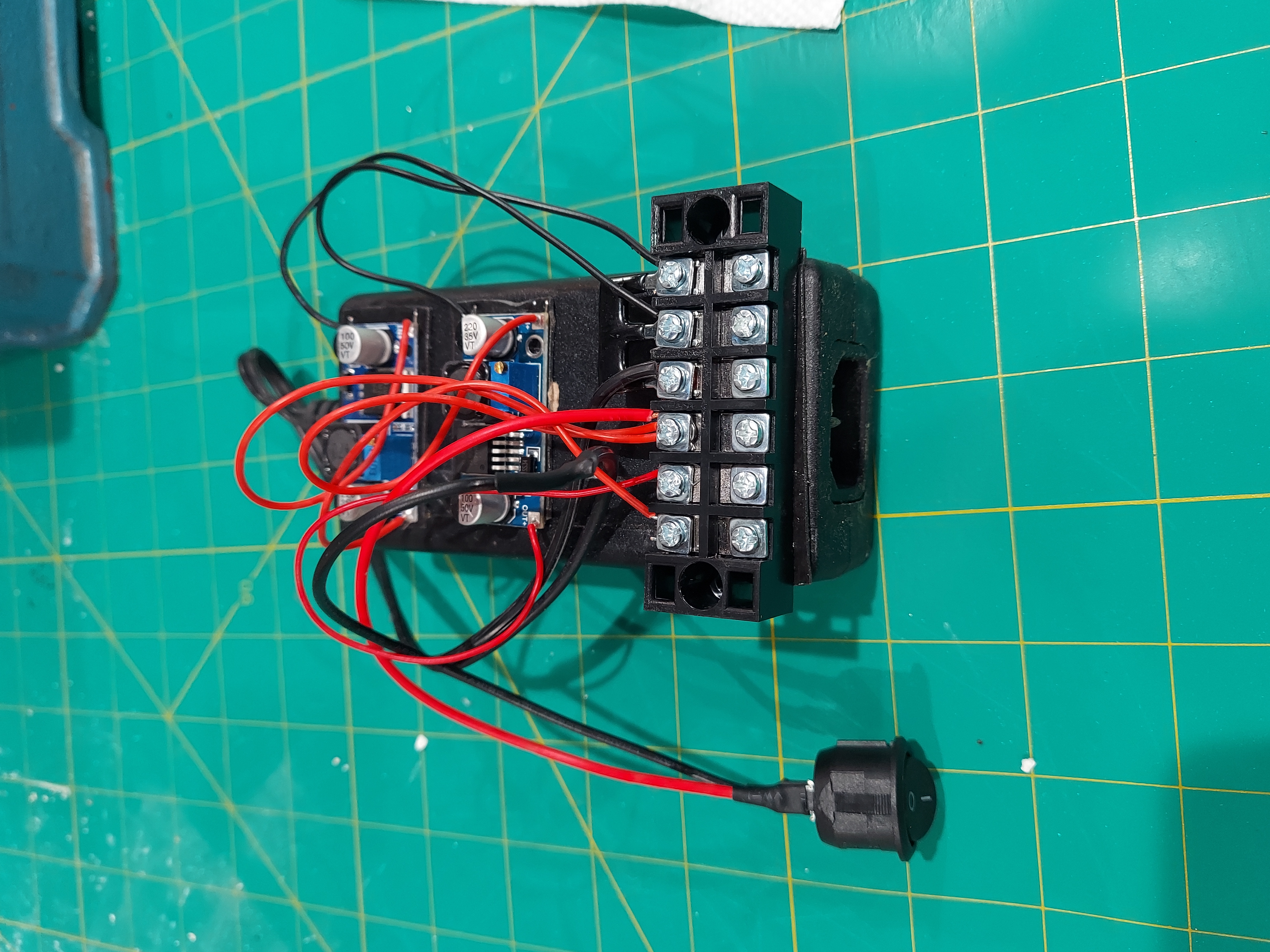 Gallery | Reverse engineering a TurboDrag pump controller | Hackaday.io