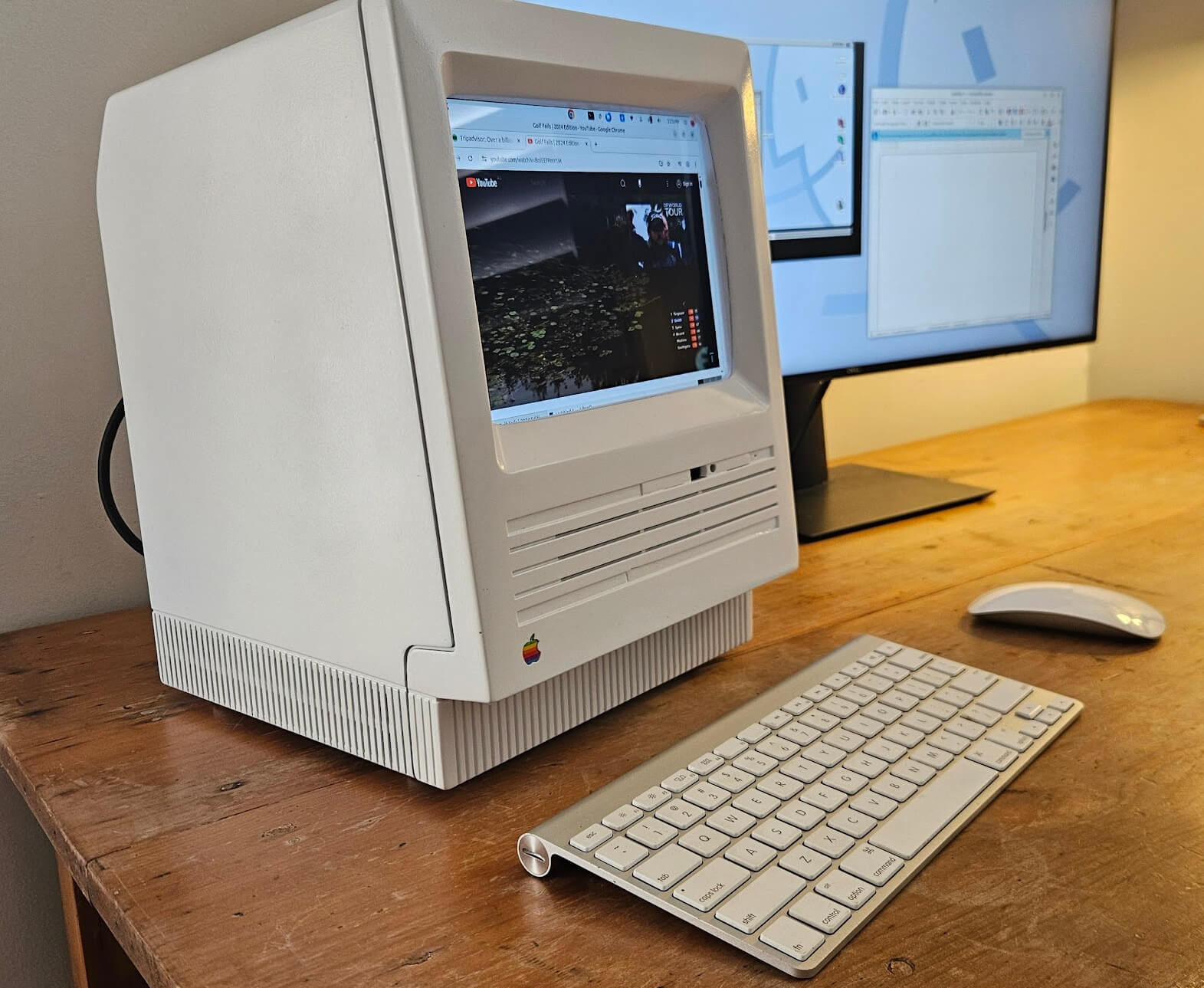 Mac SE garage sale find