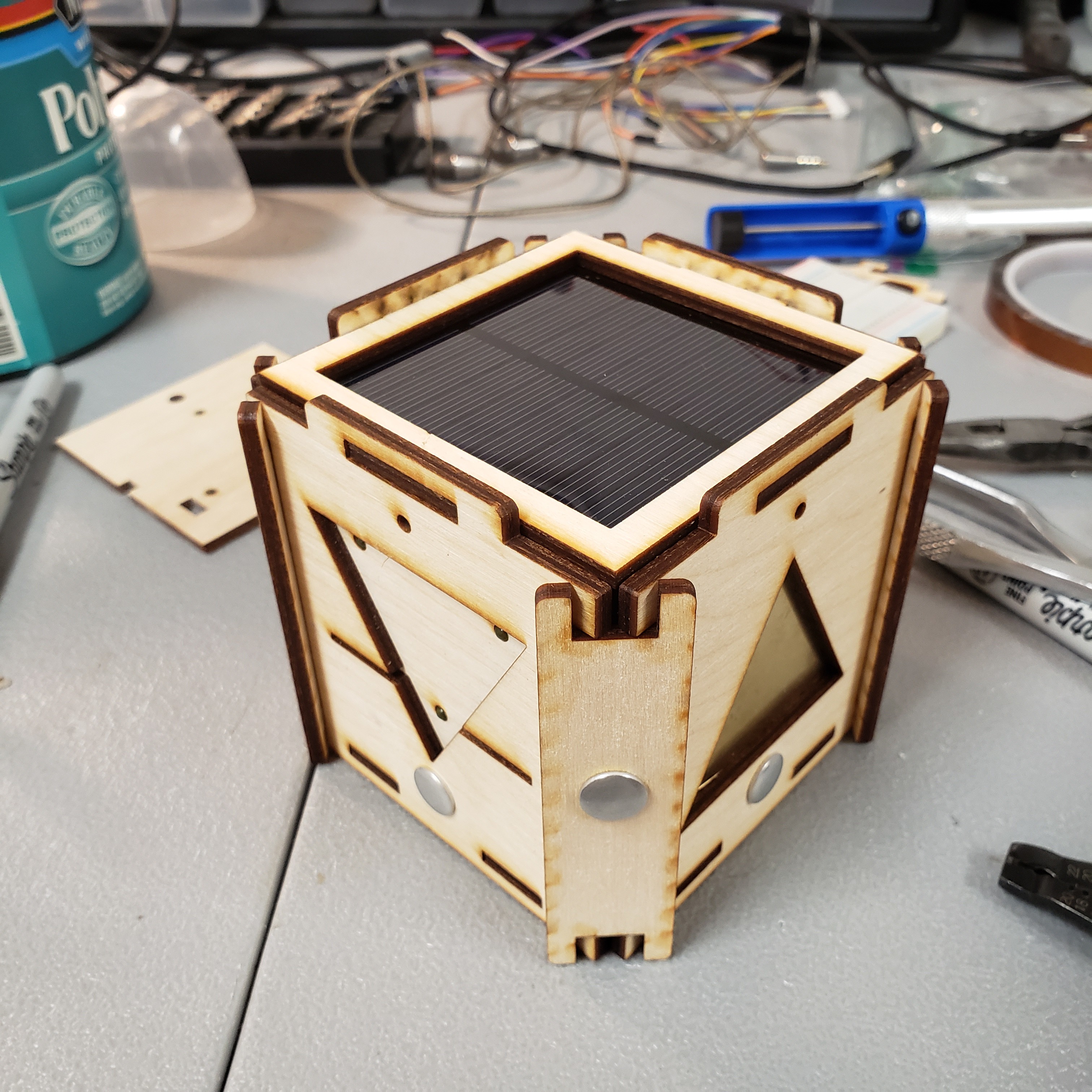 first assembly with PCB | Details | Hackaday.io