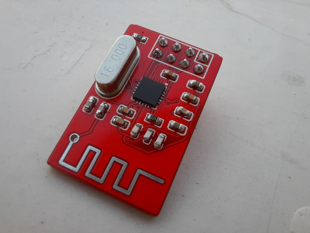 I made my own NRF24L01 module 