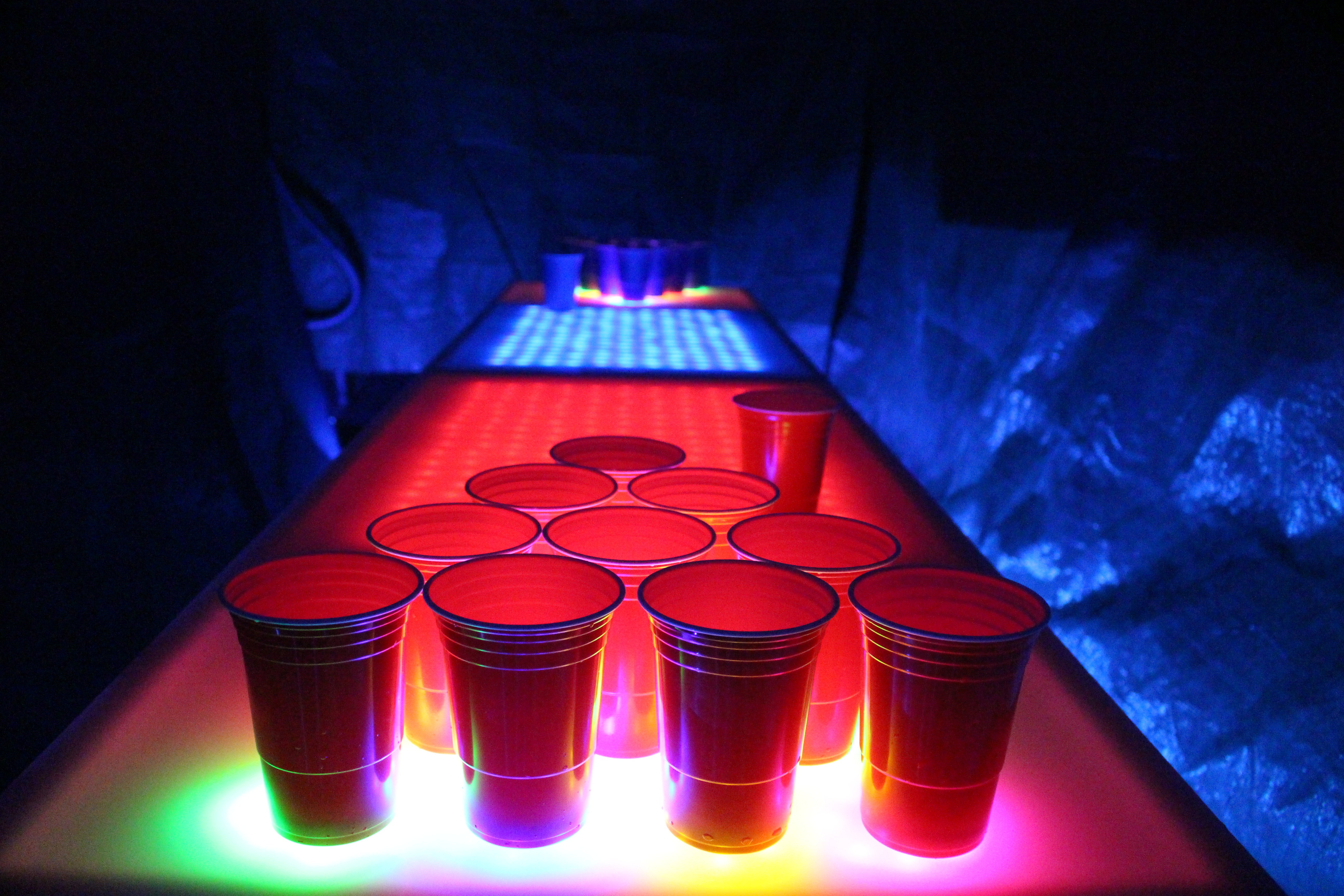Interactive Beerpong Table Gallery.