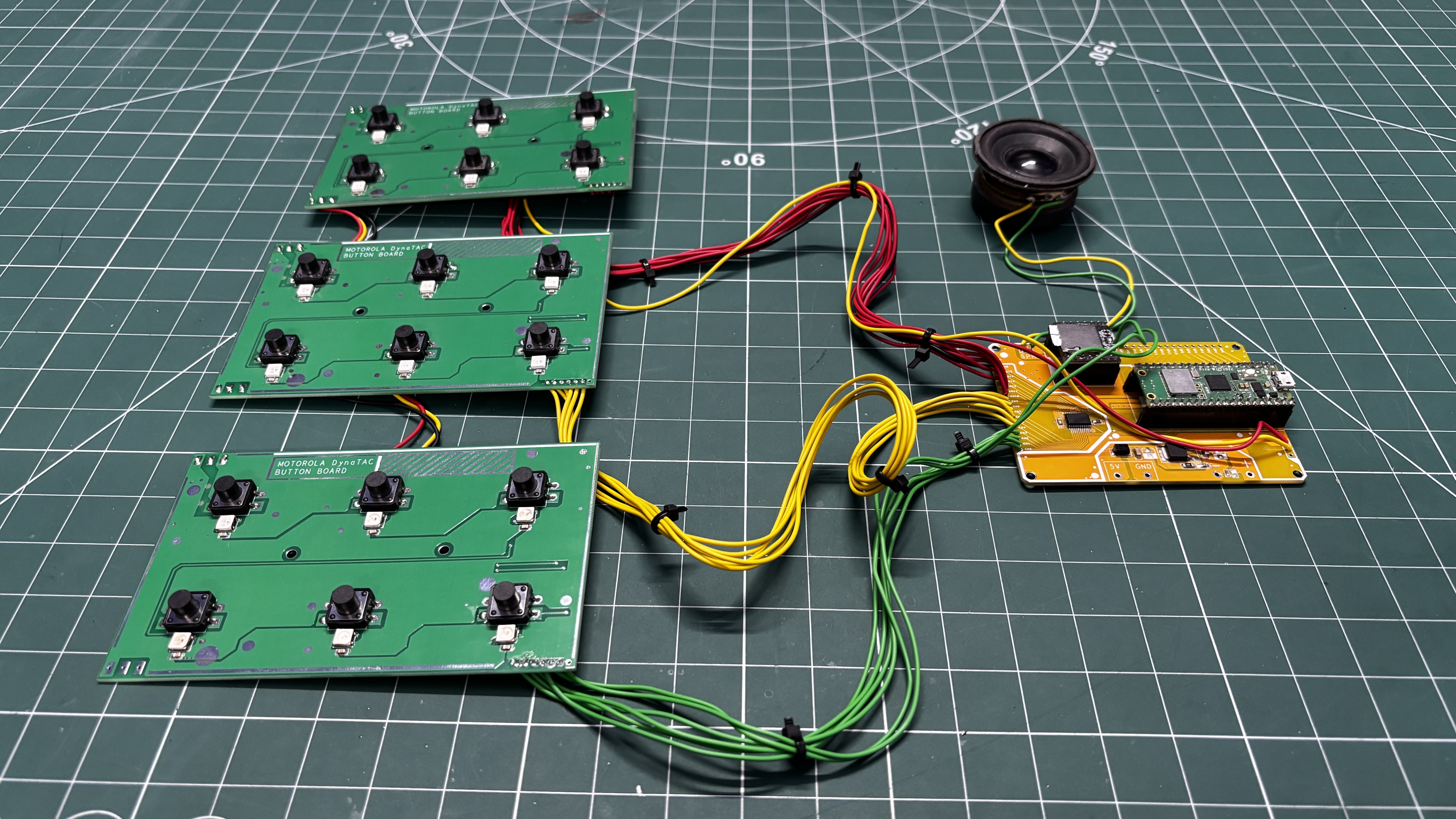 Gallery | Motorola DynaTAC MAX | Hackaday.io
