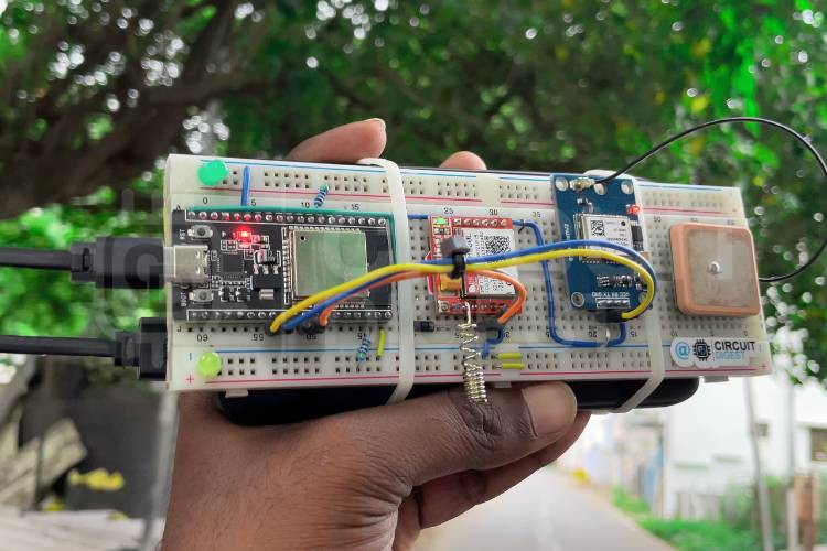 Gallery | Build an ESP32 GPS Tracker : No Wi-Fi? No Problem | Hackaday.io