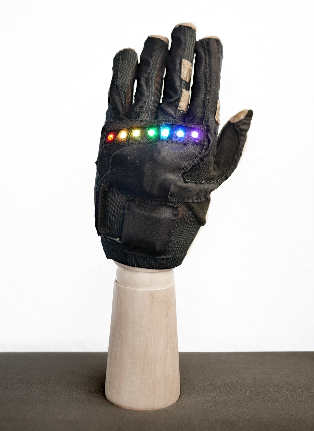 Gallery | SNEAKY GESTURES V2 | Hackaday.io