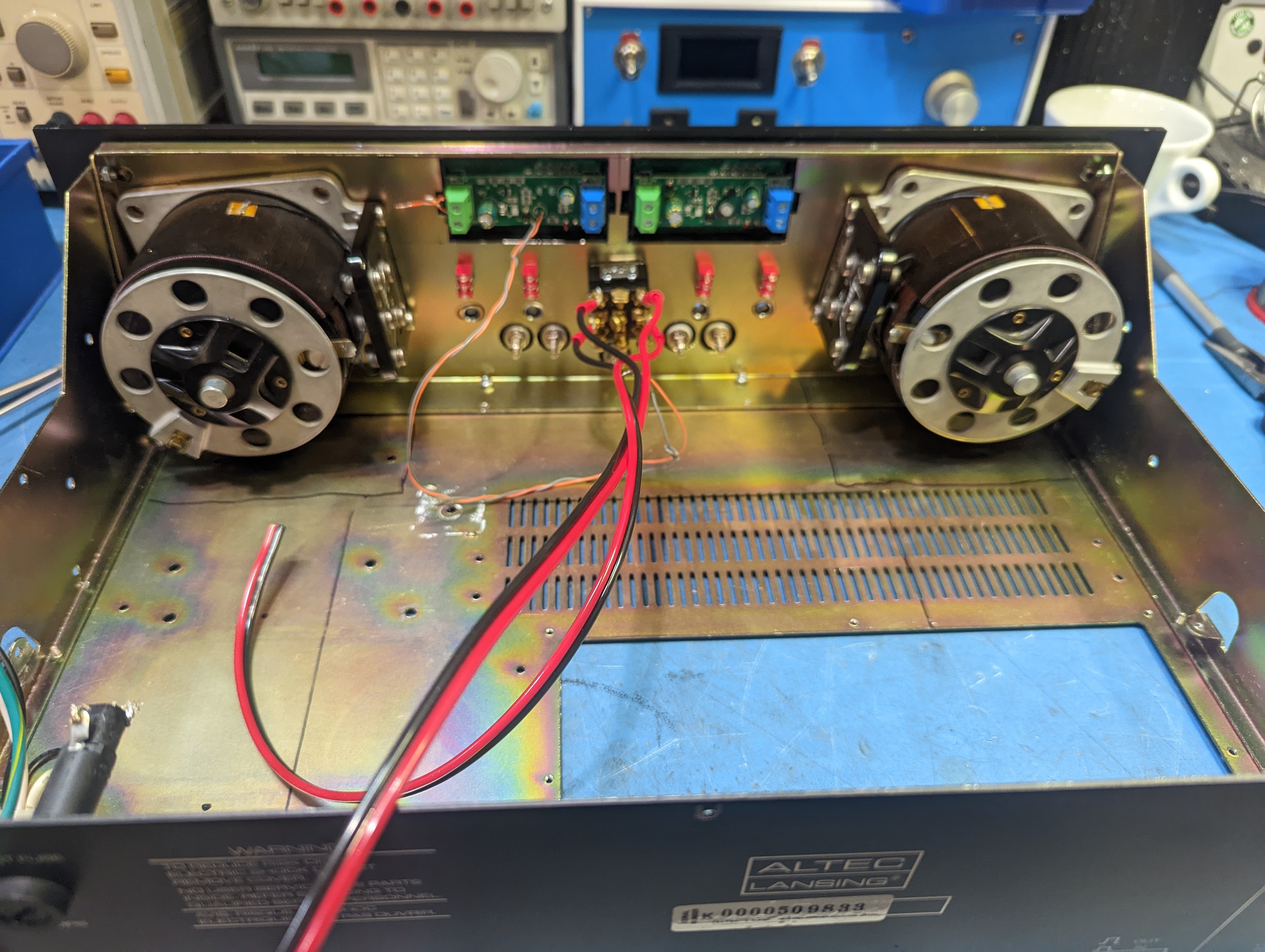 Gallery | Dual Isolated Variable Voltage Source | Hackaday.io