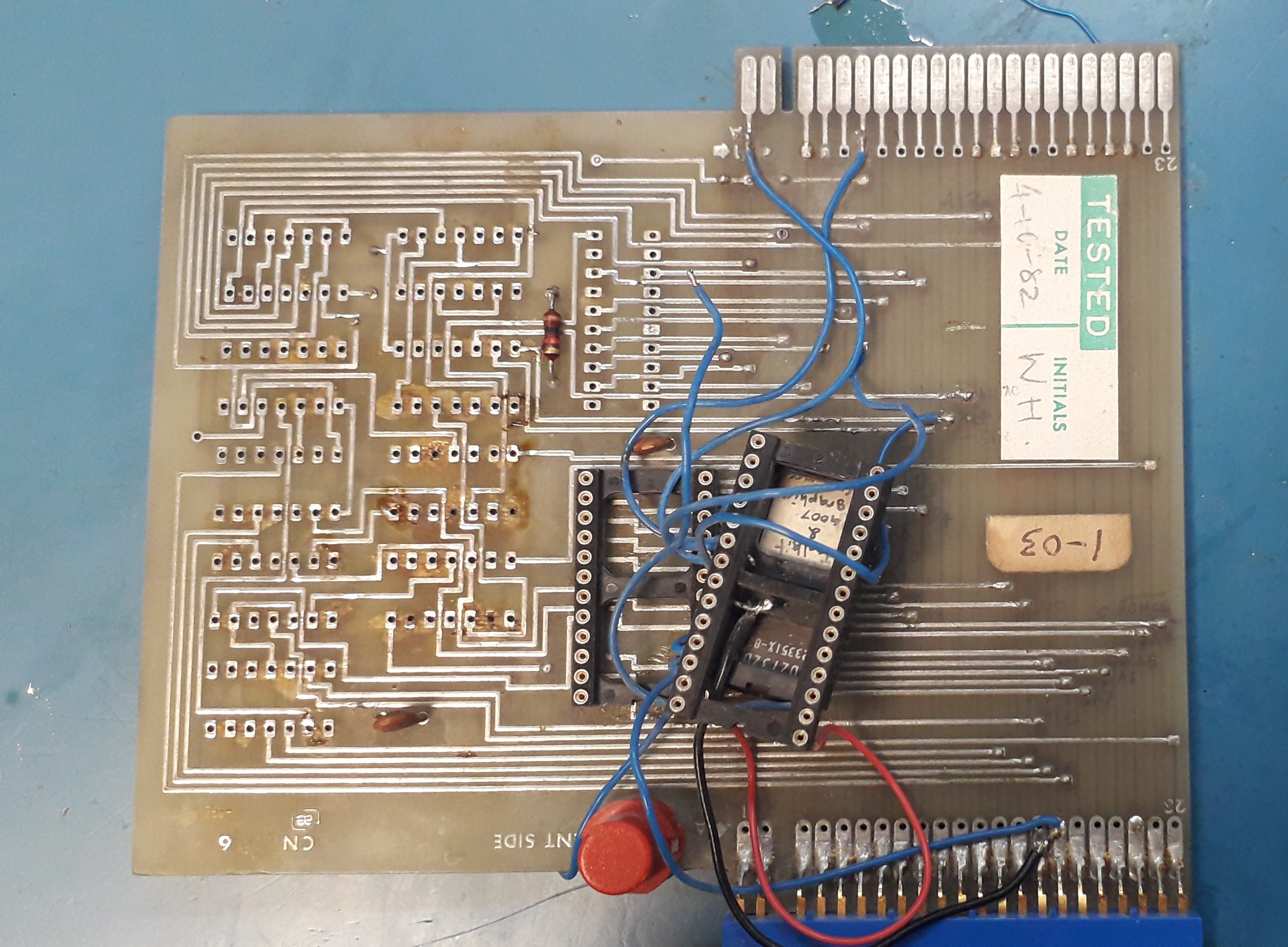 Project | ZX81 hi-res graphics board G007 | Hackaday.io