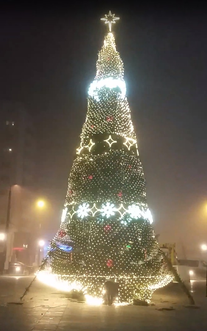 Gallery | City Christmas tree lighting | Hackaday.io