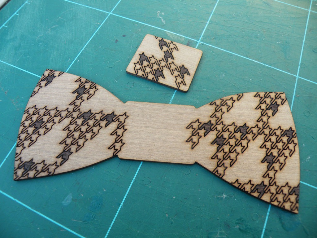 A Stylish Laser Etched Plaid Wooden Bow Tie in Walnut