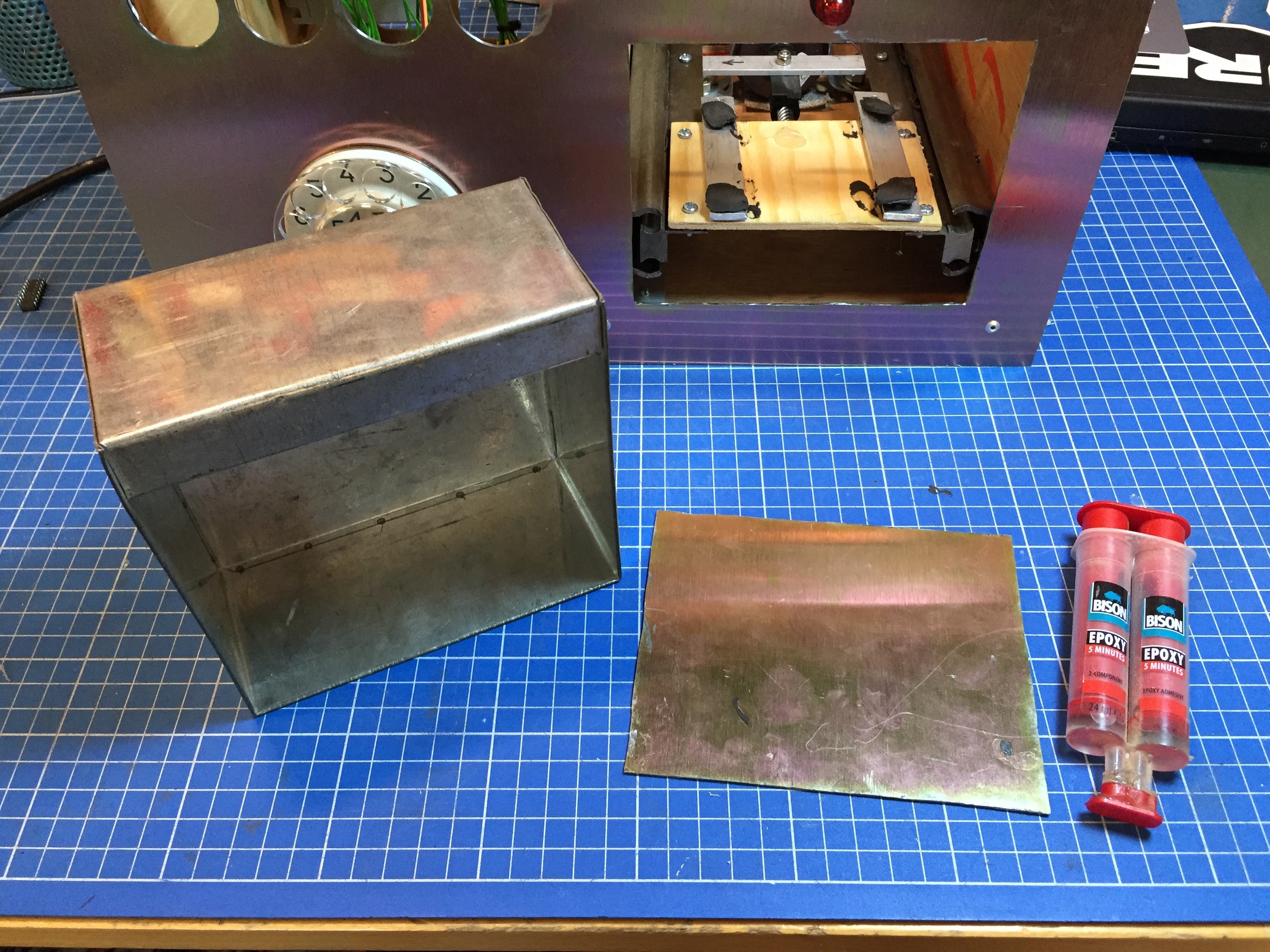 A Rotary Dial, Stepper Actuated Safe W USSR Nixies | Hackaday.io