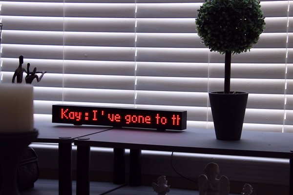 Voice controlled scrolling message board