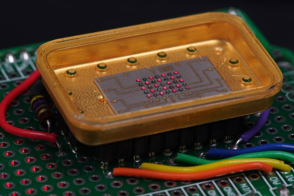 Vintage LED display: HP 5082-7002