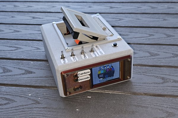 Digital-Analog Tape Picture Camera