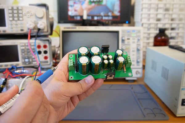 Low Noise 45V-4A Dual Rail Power Supply