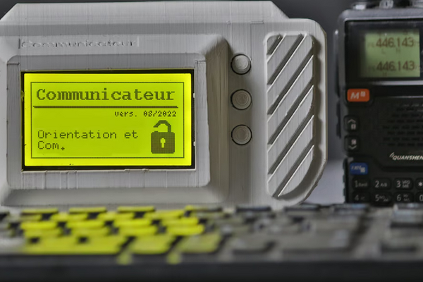 Fallout-Style Communication Terminal: AFSK Modem