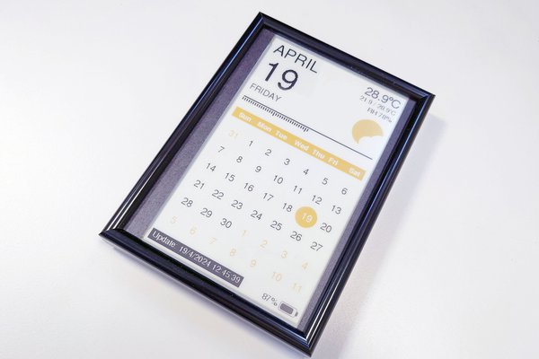 InkyDash - Minimalistic E-ink Calendar