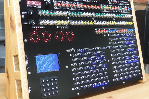 PlasMa Mini-Mainframe Simulator