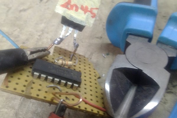 USING A MOSFET AS A CAPACITOR