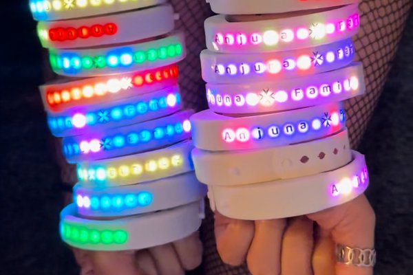 LumiBand Gen3 - Wireless DMX LED wristband ESP32