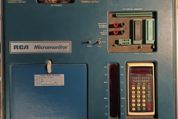 CDP18S030: A Microcomputer in a Briefcase