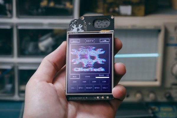 I Built a Radio That Turns Signals Into Pictures
