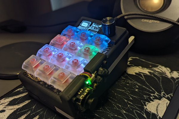 Adafruit Macropad Modding