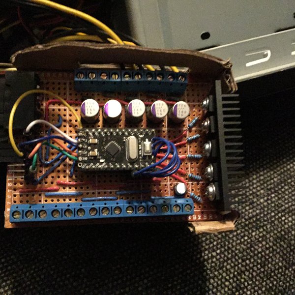Temperature controlled 5 channel fan controller | Hackaday.io