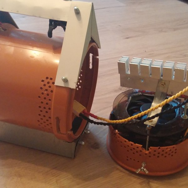 Yet another 100W LED flashlight | Hackaday.io