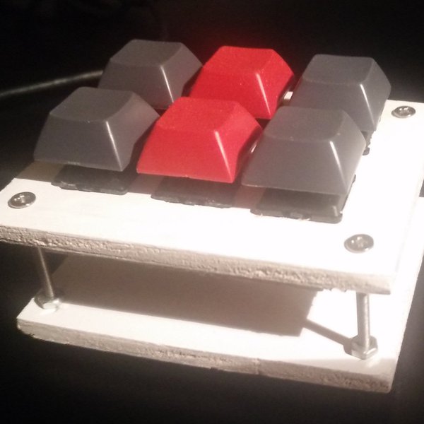 Mini mechanical keyboard for audio shortcuts | Hackaday.io