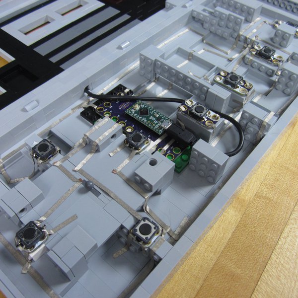 Giant Working LEGO NES Controller | Hackaday.io