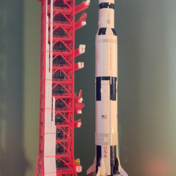 An animated Saturn V launch pad and gantry | Hackaday.io