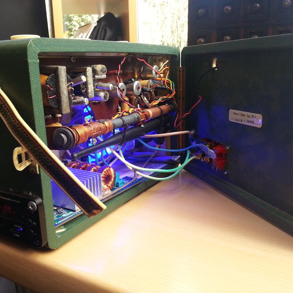 1950's Roberts "retro" radio | Hackaday.io