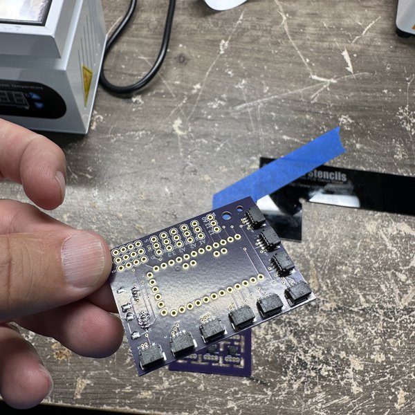 Arduino ProMini Drives 9 Independant OLED Displays | Hackaday.io
