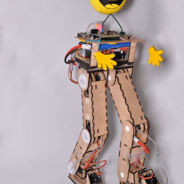 10DOF humanoid robot | Hackaday.io