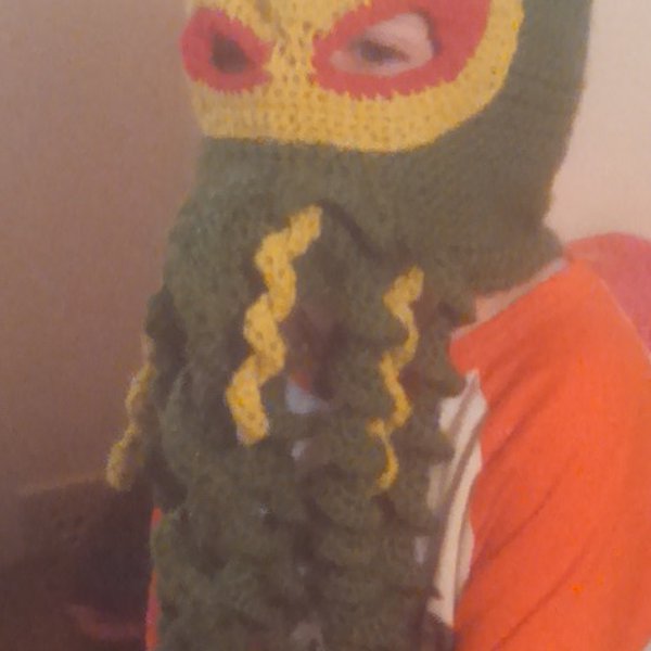 Crochet Cthulhu Mask, Arduino controlled tentacles | Hackaday.io