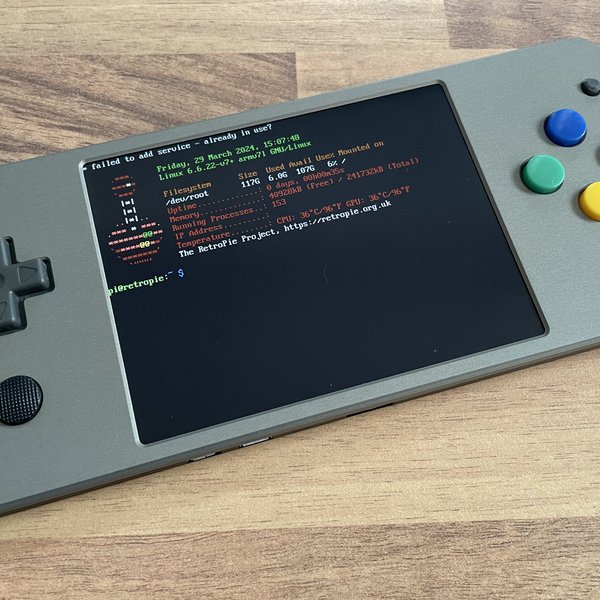 Pico Held XL -Aluminum Raspberry Pi Retro Handheld | Hackaday.io