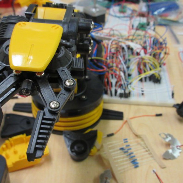 Reactron material transporter: OWI-535 Robotic Arm | Hackaday.io